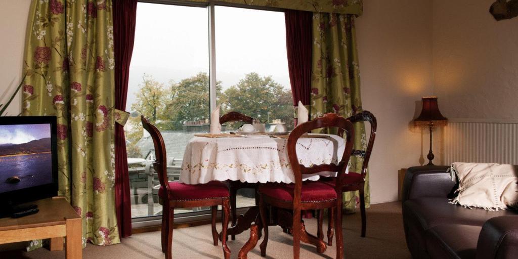 Nagoya Country House Pension Bowness-on-Windermere Buitenkant foto